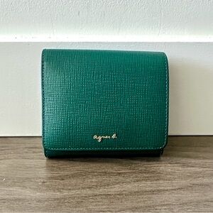 Agnes B. Forest Green Short Wallet